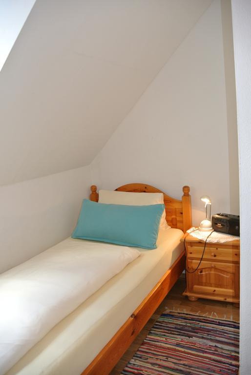 Weingut Primus Suedsteiermark Spielfeld Kamer foto